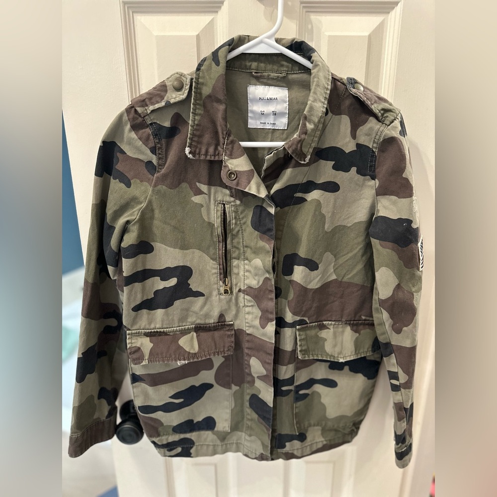 Pull&Bear Camouflage Jacket
